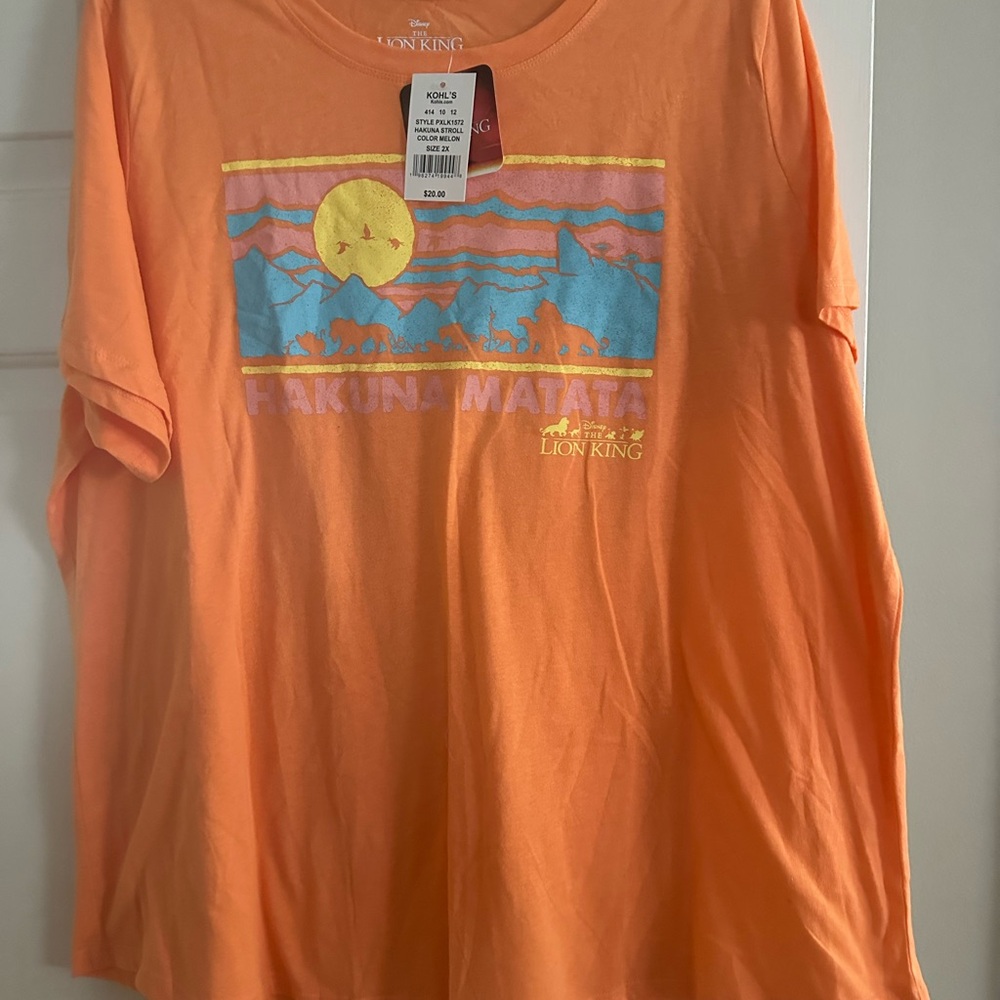 NWT Lion King tshirt